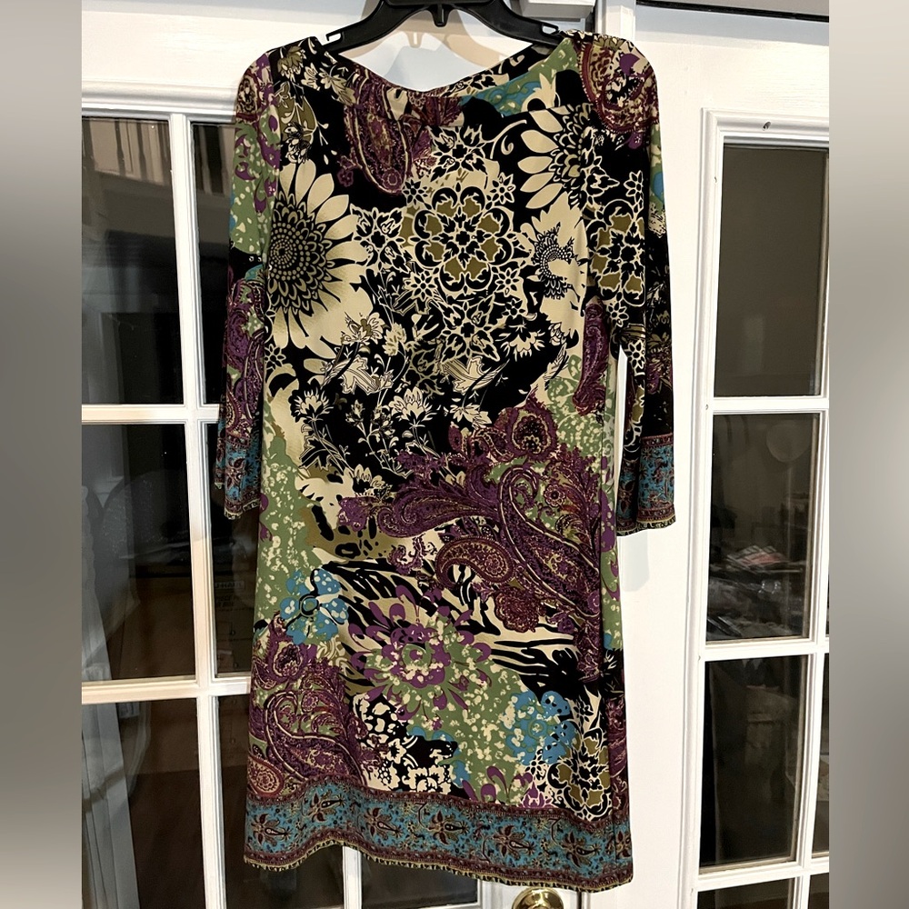 Ice Multi colored dress very beautiful on size 6‎